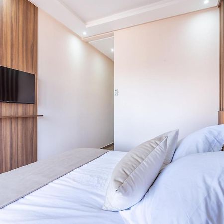New! Superbe Appartement A Majorelle,Terrace,Iptv. Marrákes Kültér fotó